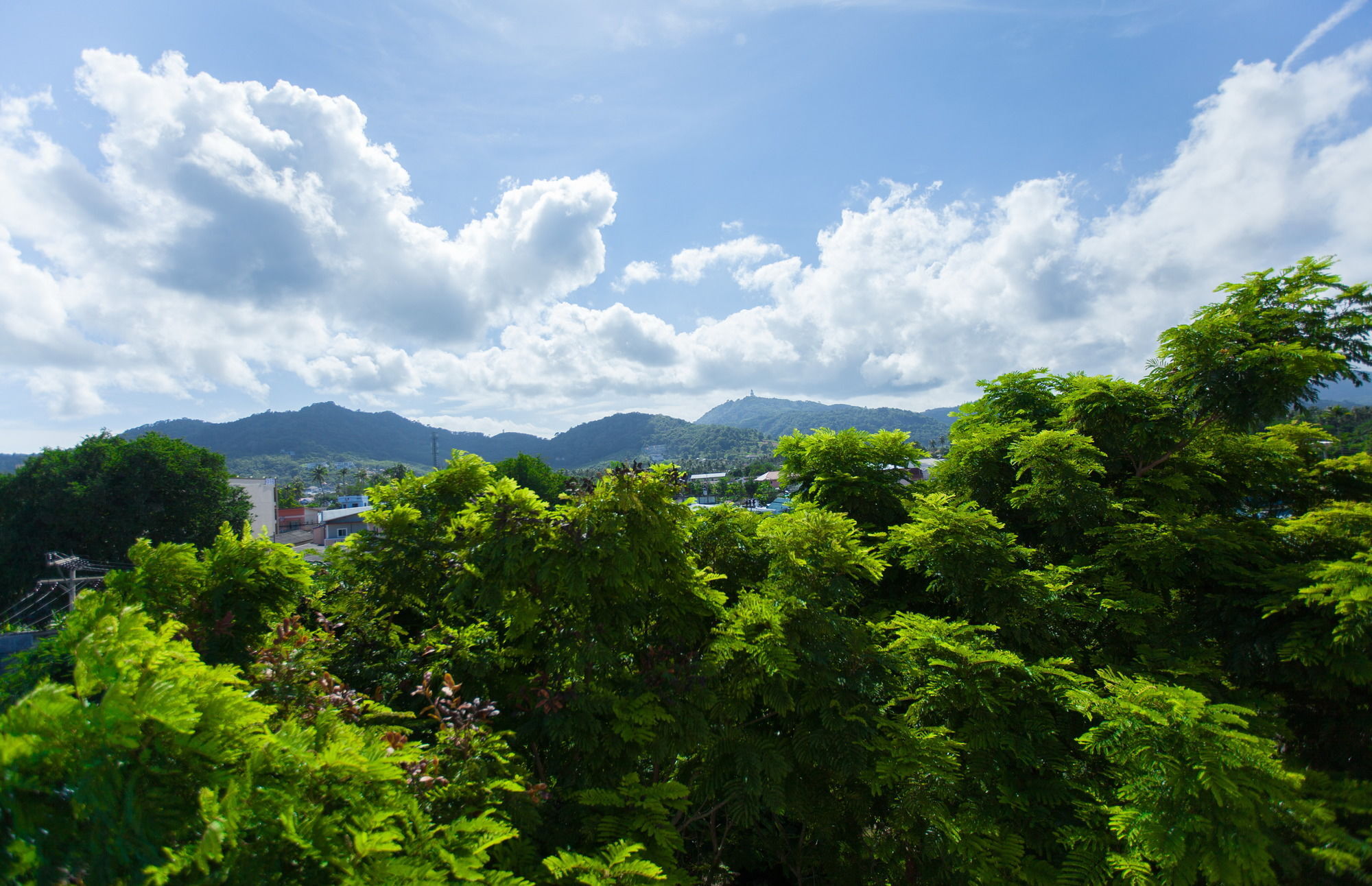 Chalong Beach Hotel Phuket Rawai Exterior foto